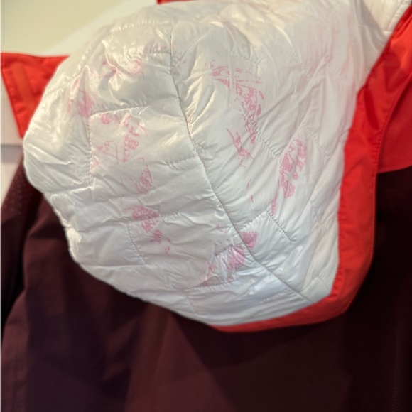 XL HELLY HANSEN LADIES MOTIONISTA LIFALOFT JACKET - wild rose color - Picture 3 of 9